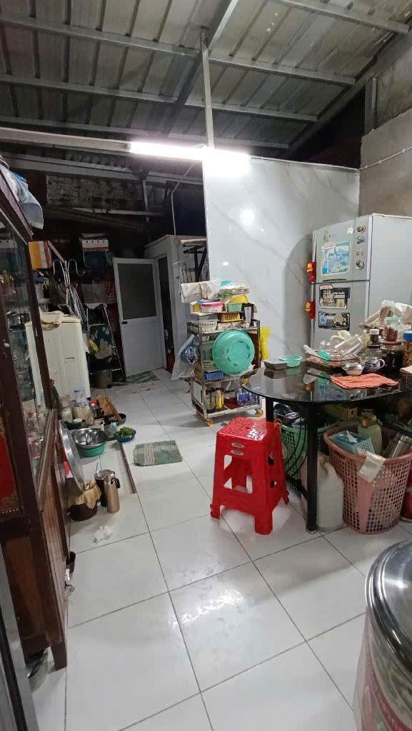 NHÀ NÁT TIỆN XÂY MỚI - KHU VỰC BUÔN BÁN SUNG - 100M2 - NHỈNH 10 TỶ